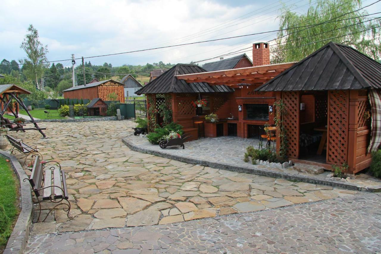 Pyate Koleso Hotel Lazeshchyna Exterior photo